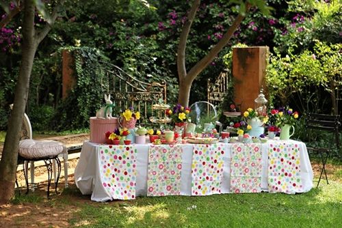 mesa2 La Fiesta de Alicia en el pais de las Maravillas