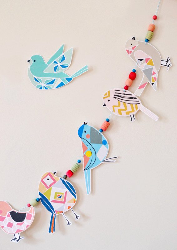 Decoración de fiestas infantiles con guirnaldas de pájaros
