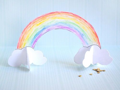Bonito arcoíris de papel para hacer manualidades con niños