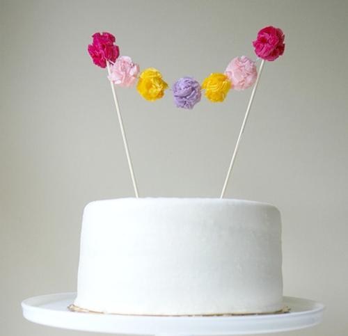 10 Toppers para decorar una tarta de cumpleaños