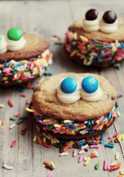 ¿Monstruo de las galletas o galletas monstruo…? ¡No importa! Son galletas decoradas muy fáciles…