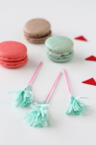 Manualidades con niños flechas de san Valentín con macarons 2