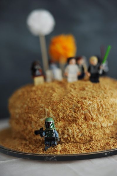 Adorable tarta de Star Wars para un cumpleaños