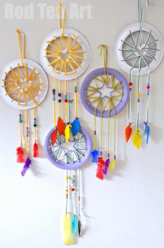 Paper-Plate-Crafts-for-Kids-Make-super-cute-Dream-Catchers-with-Heart-Star-details