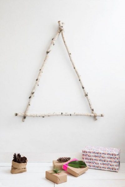 arbol-de-navidad-minimalista-triángulo-400x600