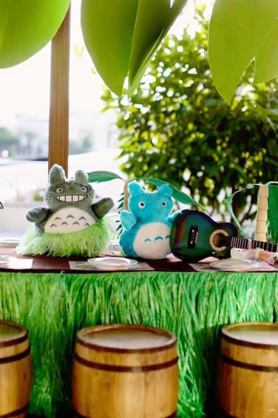Fiesta Tropical de Totoro para niños