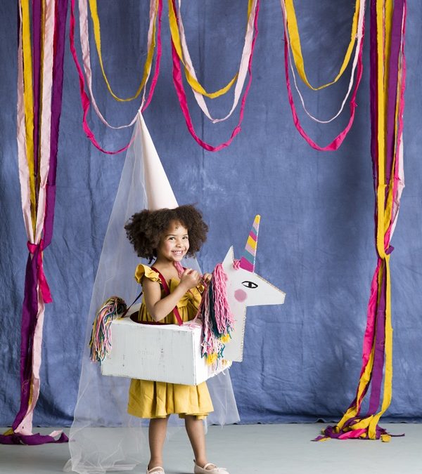 Disfraces infantiles para Carnavales con cajas de cartón