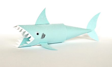 Impresionante tiburón con rollos de wc: manualidad reciclada