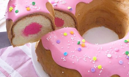 Tarta de cumpleaños original y creativa: ¡donut gigante!