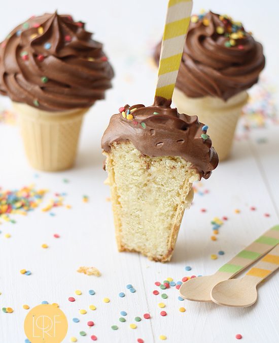 Receta de cupcakes de chocolate con forma de helado