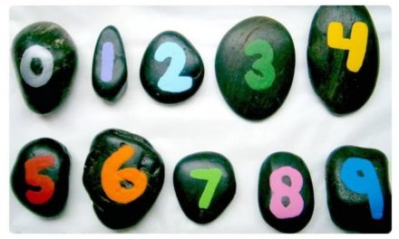 Matemáticas fáciles para niños con piedras pintadas